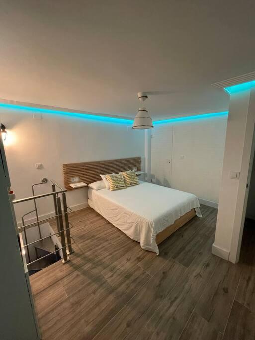 Apartamento Atico duplex con Terraza en pleno centro de Jerez Jerez de la Frontera Exterior foto